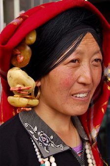 Tibetan woman at Songpan